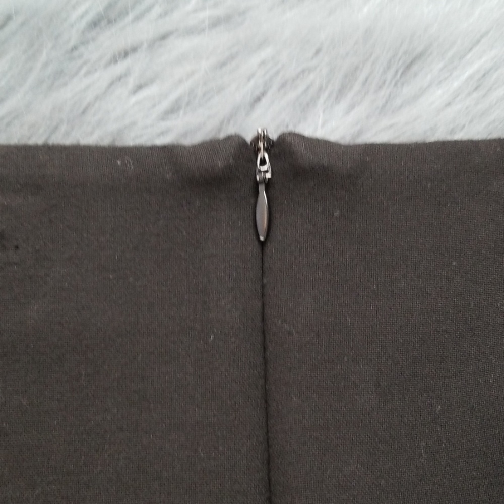 Zara Basic Mini Skirt - Picture 4 of 5